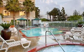 Ayres Anaheim Hotel